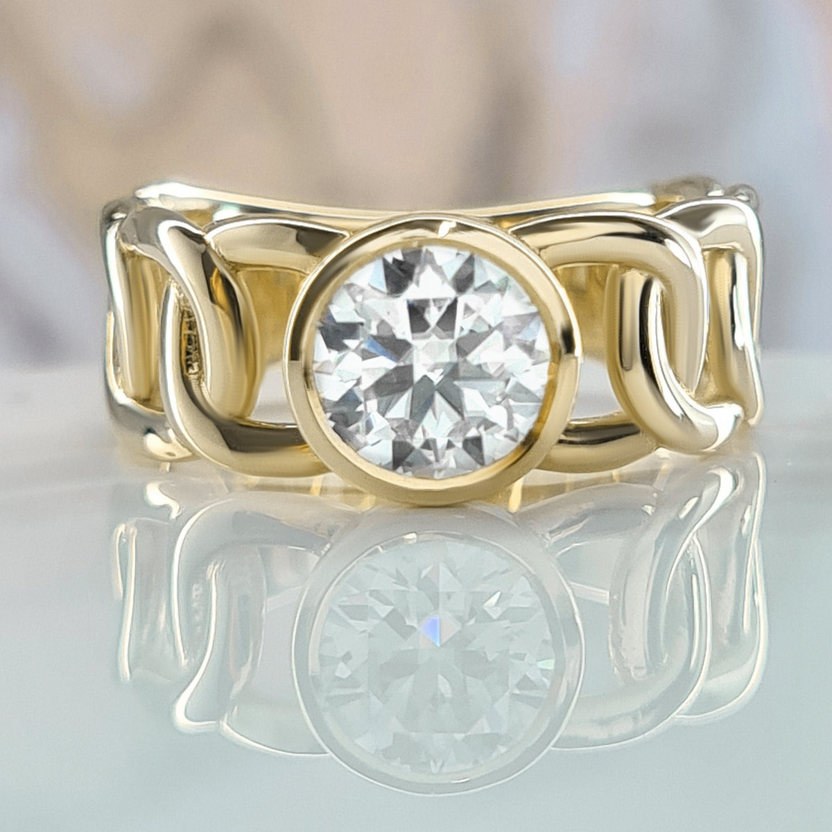 Art Deco Unique Special Yellow Gold 1 Carat Diamond Anniversary Ring for Women