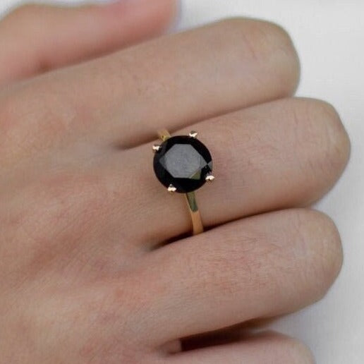 Minimalist Black Spinel Gemstone Gold Solitaire 4.3 Carat Ring for Women