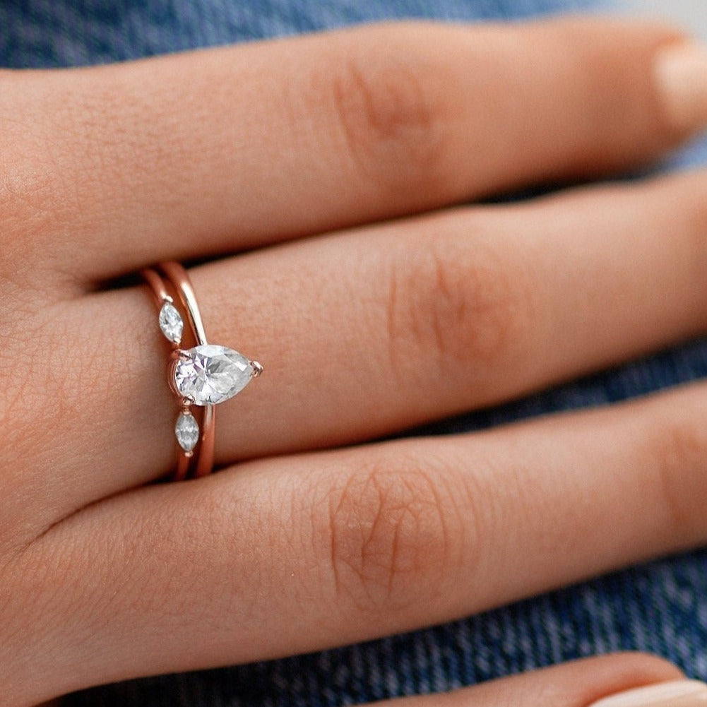 Minimalist Affordable Engagement Wedding Bridal 2 Rings Set