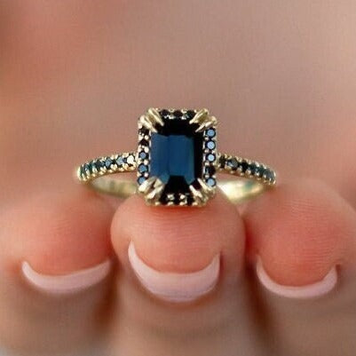 One of a kind 1 Carat Ring Large Baguette Cut Spinel Black Stone 7 x 5 mm