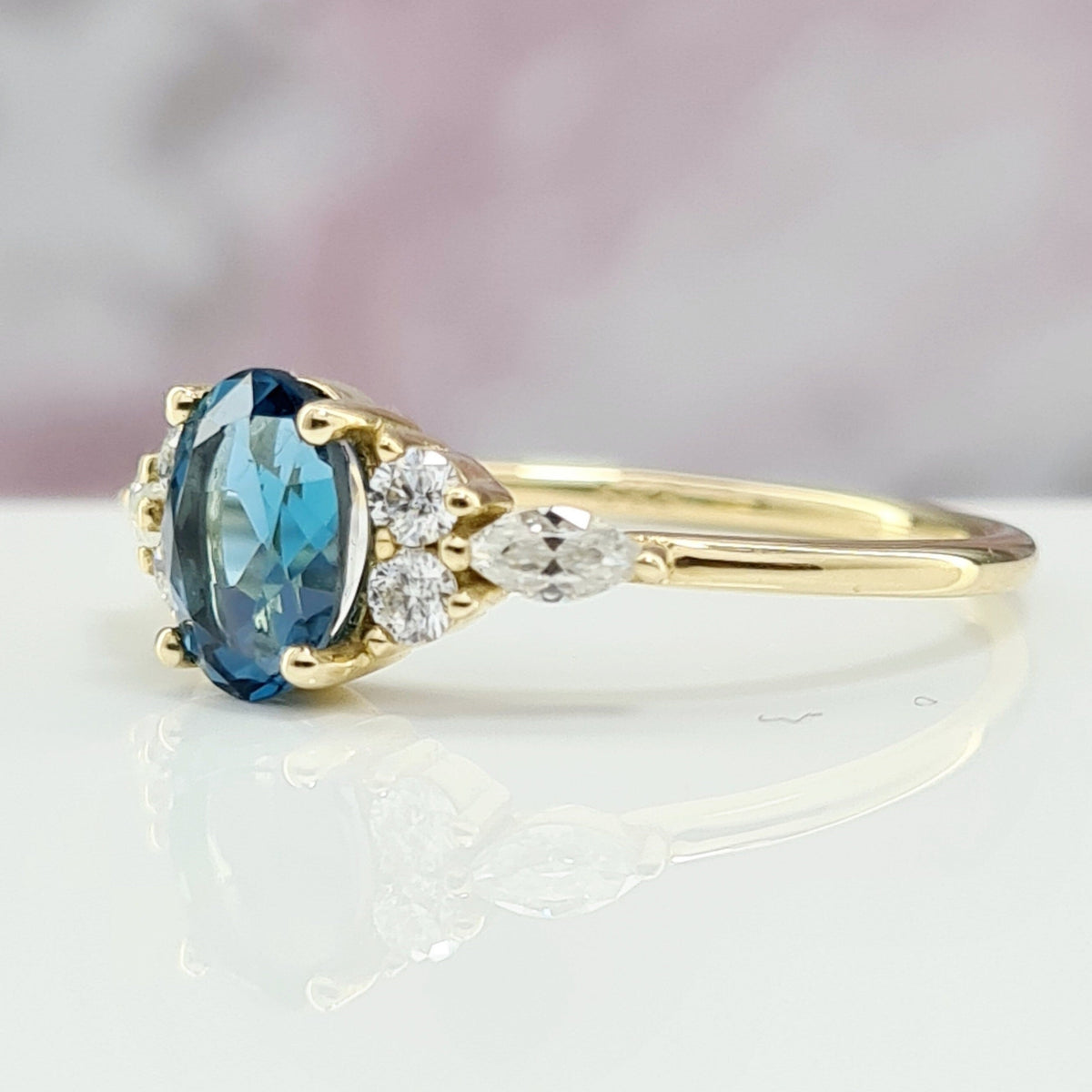 Minimalist Oval Gemstone Engagement Ring London Blue Topaz Oval 14K High Quality Yellow Gold Ring For Woman