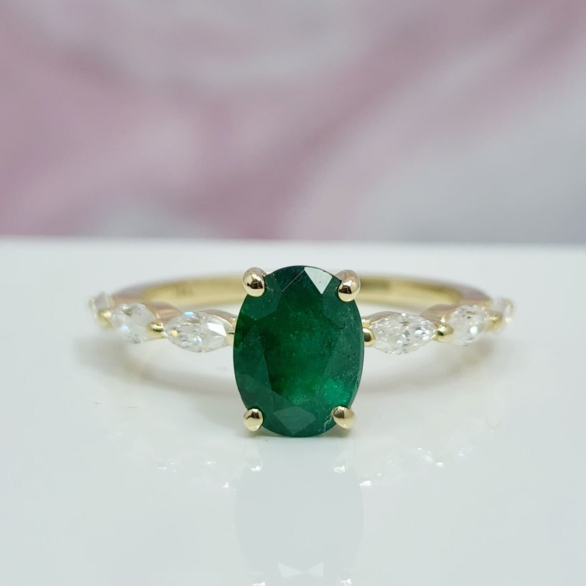 Gorgeous Natural Emerald and Lab Diamonds Oval Engagement Ring 14k Solid Gold